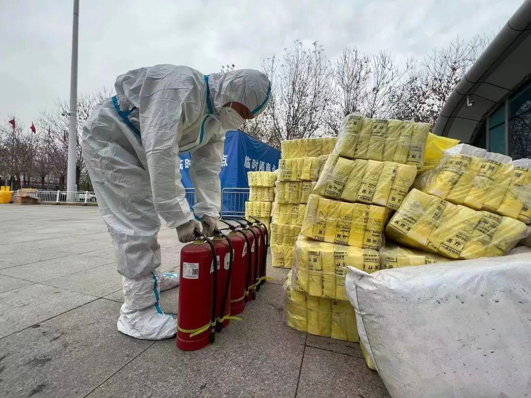 乌鲁木齐市疫情防控工作部署，科学精准施策，筑牢城市安全防线